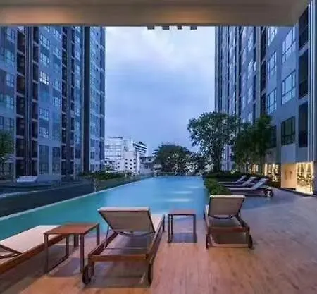The Base * Pattaya
