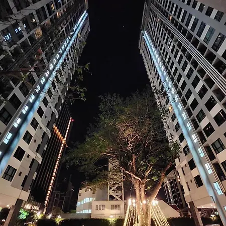 Apartment The Base一居室边上海滩，商场步行街 *