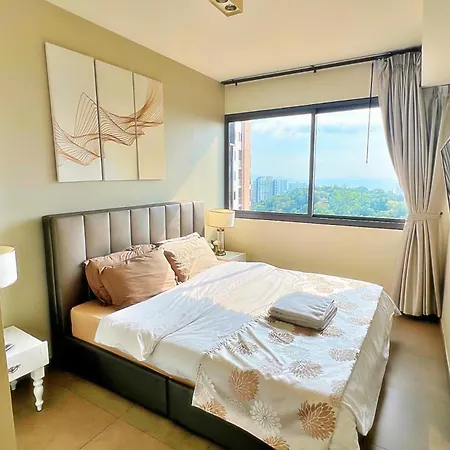 Seaside Haven: 2-bedroom Ocean View Retreat Apartment *