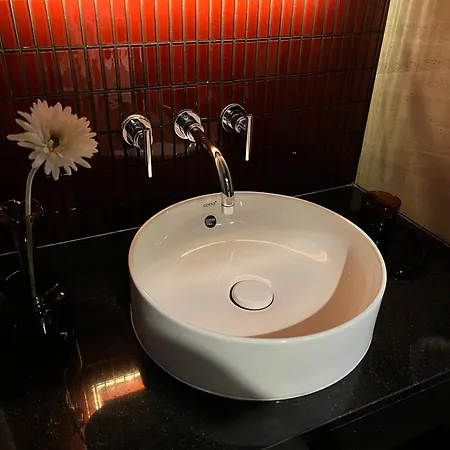 อพาร์ทเม้น Edge Pattaya, Luxury Place, High Speed Internet *