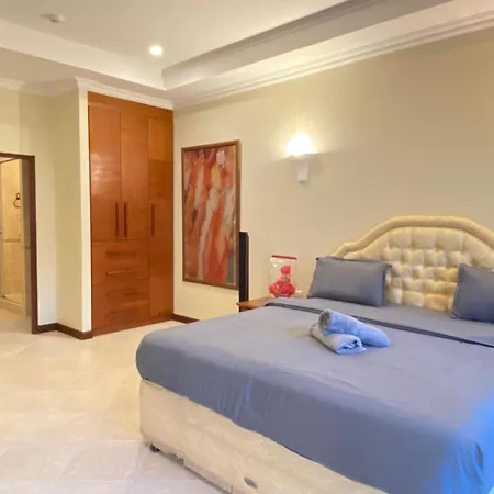 Villa Mejestic Garden Pattaya