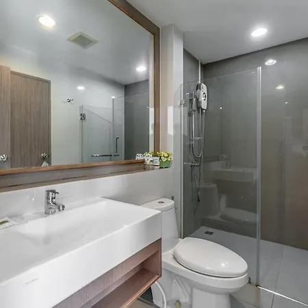 1 Bedroom Portrait Seaview Pattaya