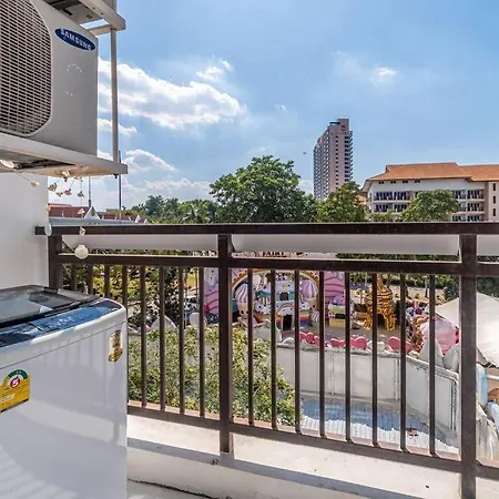 1 Bedroom Portrait Seaview Apartment *