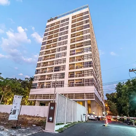 1 Bedroom Portrait Seaview Apartment Pattaya