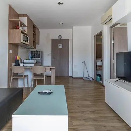 Apartment 1 Bedroom Portrait Seaview Pattaya