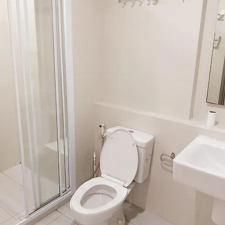 泰国芭提雅thebase无边游泳池公寓 Apartment *