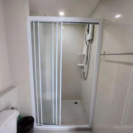 泰国芭提雅thebase无边游泳池公寓 Apartment *