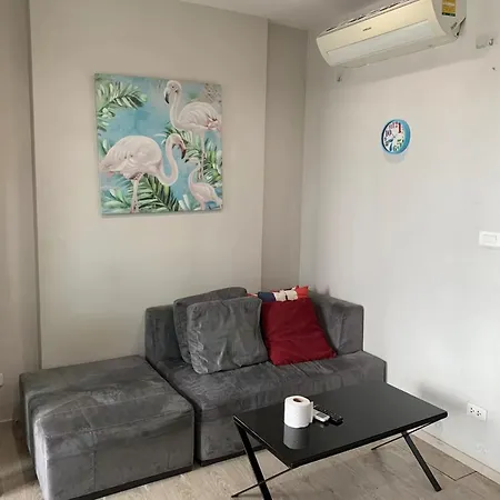 泰国芭提雅thebase无边游泳池公寓 Apartment Pattaya