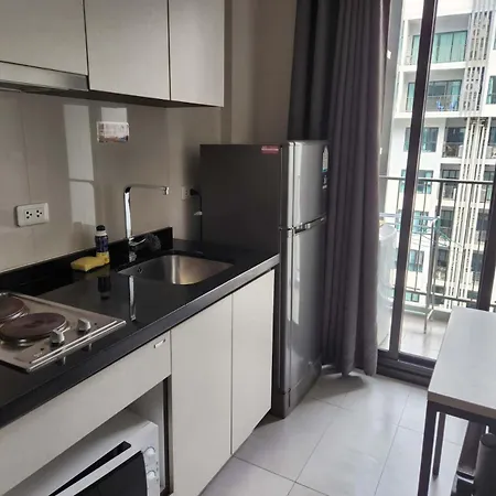 Infinity Pool One Bedroom Apartment Pattaya
