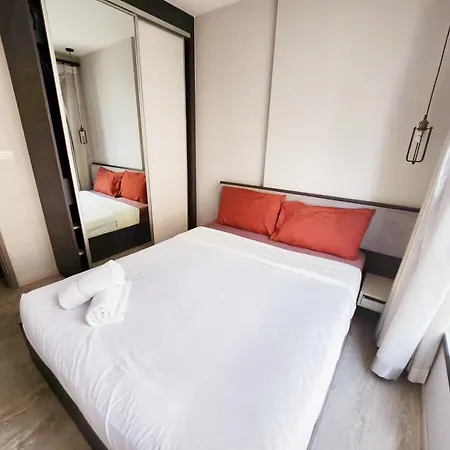 Apartment Infinity Pool One Bedroom