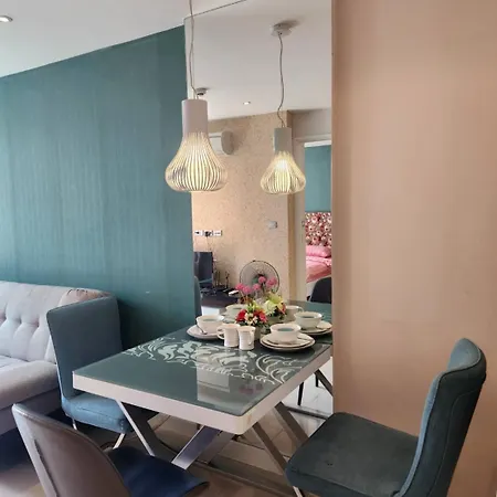 Bee & Pum Building B 113 Pattaya