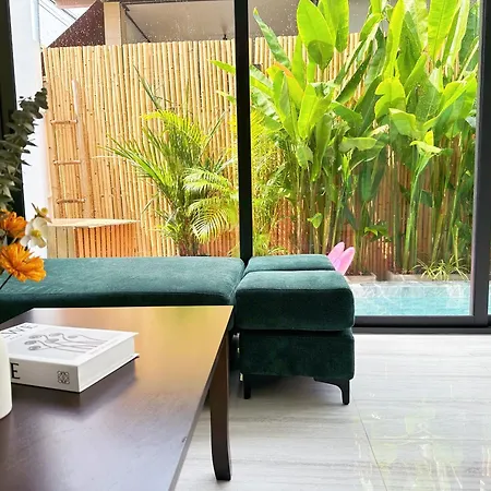 芭提雅市区靠近步行街/海滩，全新4卧双层独栋私人泳池别墅 * Pattaya