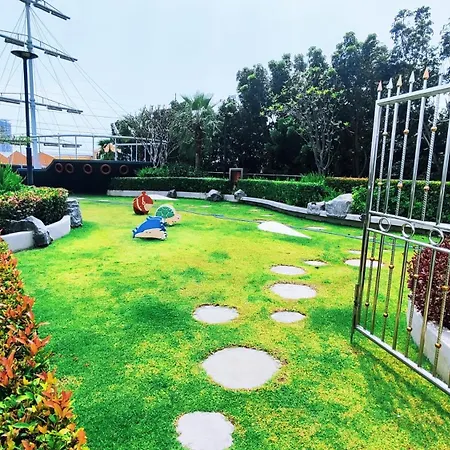 Supalai Mare Sea View Apartment *