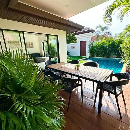 Luxury Semi-2bd Pool Near & Walking Street *