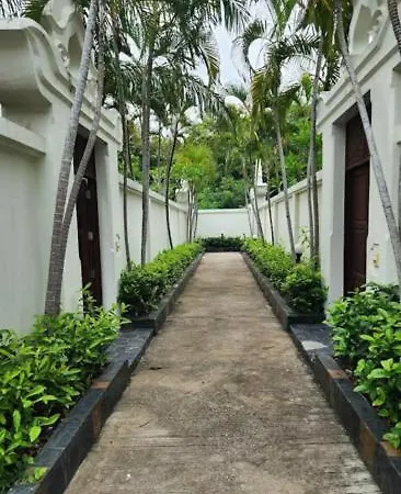 Luxury Semi-2bd Pool Near & Walking Street วิลล่า *