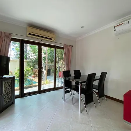 Luxury Semi-2bd Pool Near & Walking Street * Pattaya