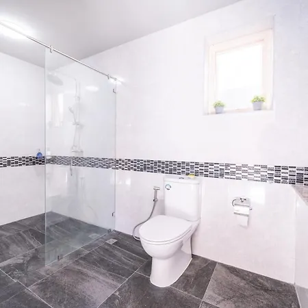 5 Mins Walk Coastal 3 Bdr Private Pool Villa