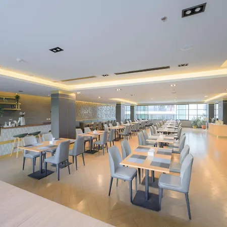 Lewit Pattaya, A Member Of Radisson Individuals 5*