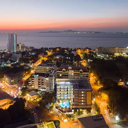 โรงแรม Lewit Pattaya, A Member Of Radisson Individuals 5*