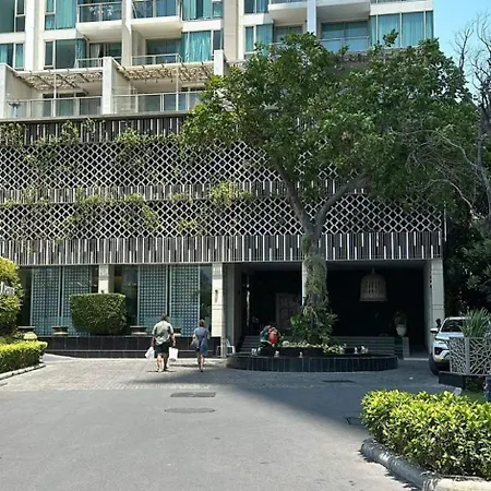 Riviera Wongamat Apartment *