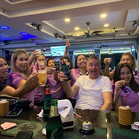 Guest house Traveller's Rest Sports Bar Pattaya