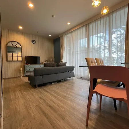 อพาร์ทเม้น Wong Amat Luxury Condo--private *