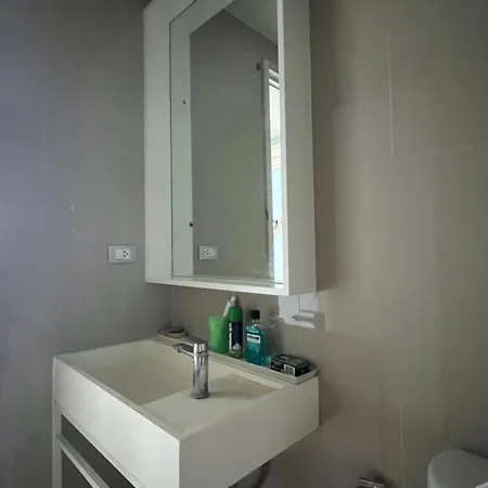 อพาร์ทเม้น Wong Amat Luxury Condo--private