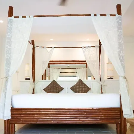 โรงแรม Raya Private Pool Pattaya