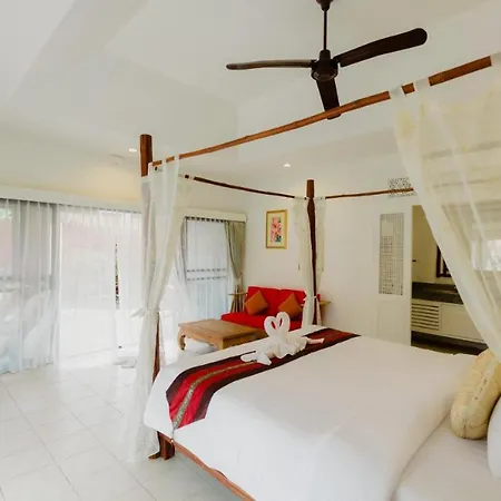โรงแรม Raya Private Pool
