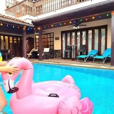 Rosewood Bali Style Pool 2 *