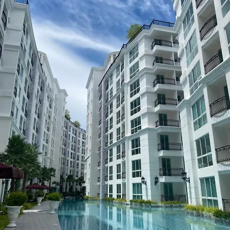 Olympus City Garden Apartment Pattaya