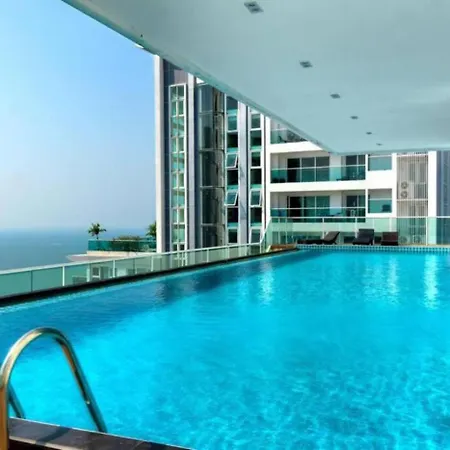 Apartment Penthouse With Great View *