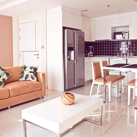 Apartment Penthouse With Great View *