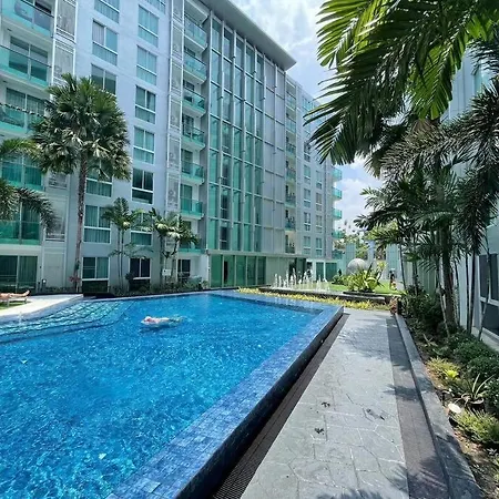 Center Apartment Pattaya