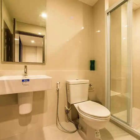 Apartment The Base By Nkl Pattaya