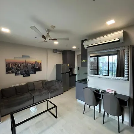Apartment The Base Central 2 Bedrooms Pattaya