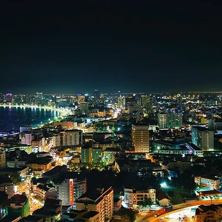 อพาร์ทเม้น Unixx Delux View Near Walking Street Pattaya
