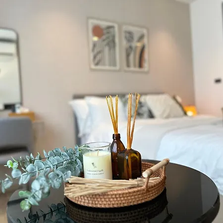 Edge Cozy Vacation Infinite Sky Pool