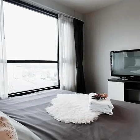 Stylish 2 Bedroom /central Pattaya/200m To