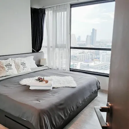Stylish 2 Bedroom /central Pattaya/200m To