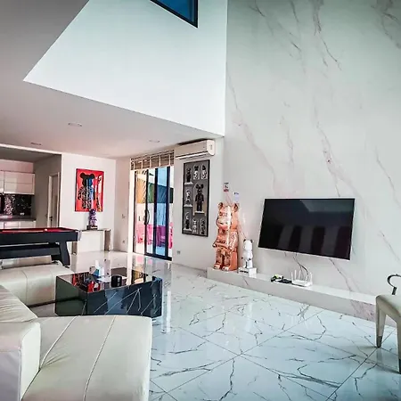 Villa Palm Spring Villas 8 Bedrooms Luxury Villas