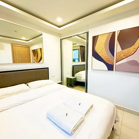 Arcadia Continental Pool View Pattaya