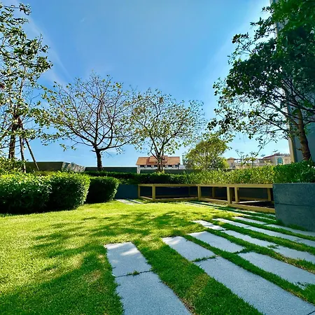 Edge Cozy Vacation Infinite Sky Pool * Pattaya