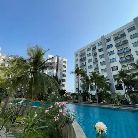Apartment Acadia อคาเดียบีชรีสอร์ต *
