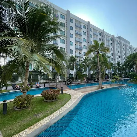Apartment Acadia อคาเดียบีชรีสอร์ต *