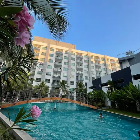 Acadia อคาเดียบีชรีสอร์ต * Pattaya