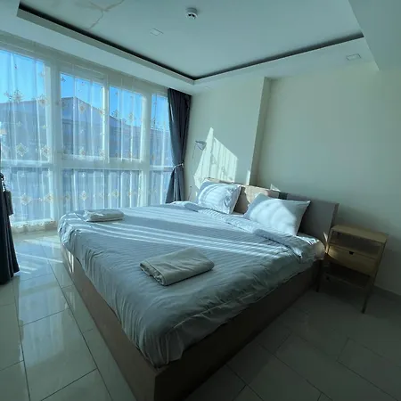 秘狗公寓grand Avenue * Pattaya