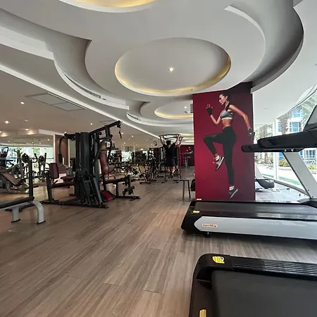 秘狗公寓grand Avenue * Pattaya