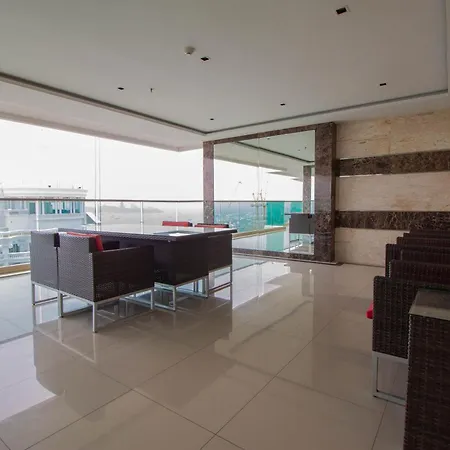 Wongamat Tower By Sunny Apartment Pattaya