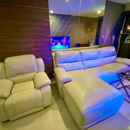 อพาร์ทเม้น Lux Sl Luxury Style Of Life *